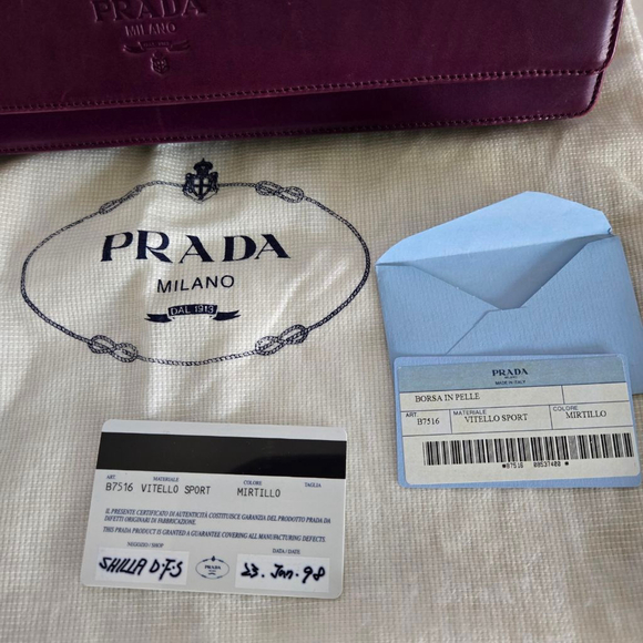 Vintage Prada Purple Leather Flap Shoulder Bag w/ Dustbag and Authenticity cards - Picture 4 of 16